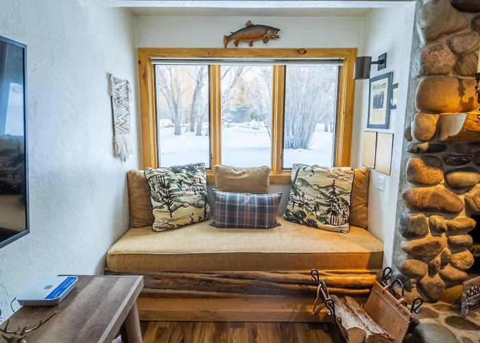 Apartment Rmr: Cedars 1412 In The Aspenswilson Wy Wilson